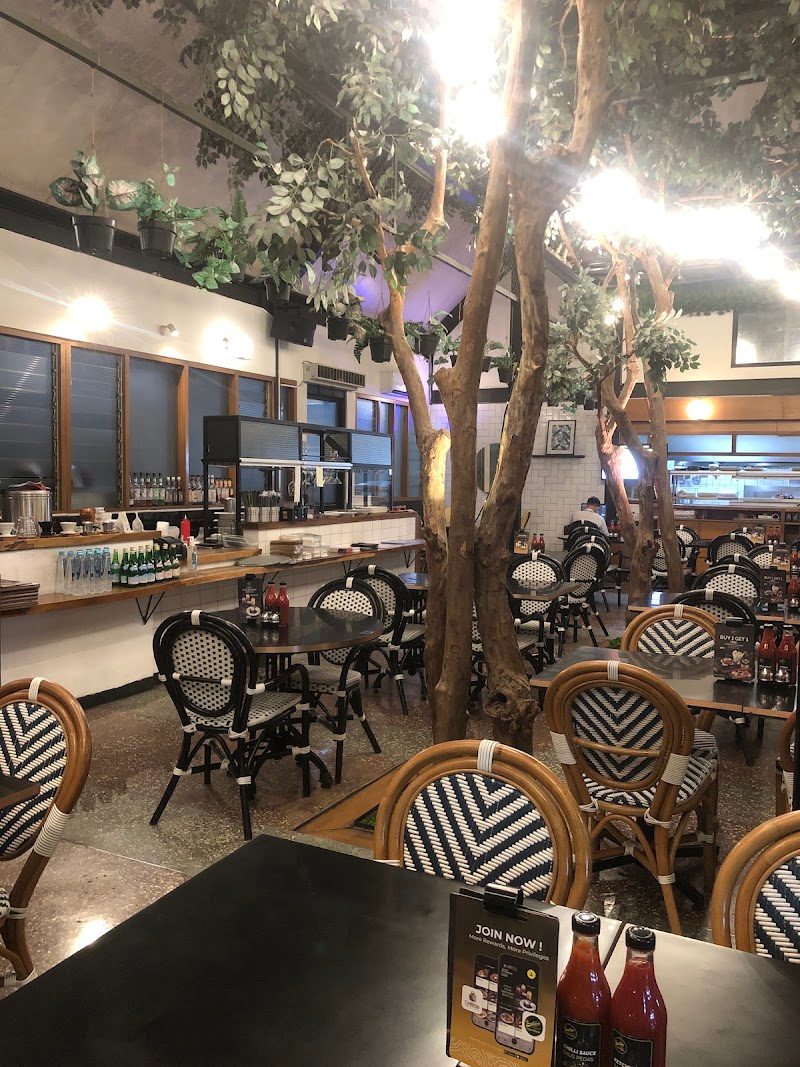 Justus Steak House Cimanuk
