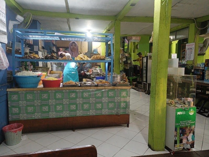 Warung Isor Nongko