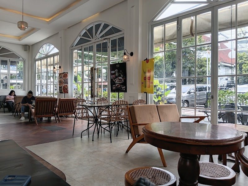 Lapidoth Cafe & Patisserie