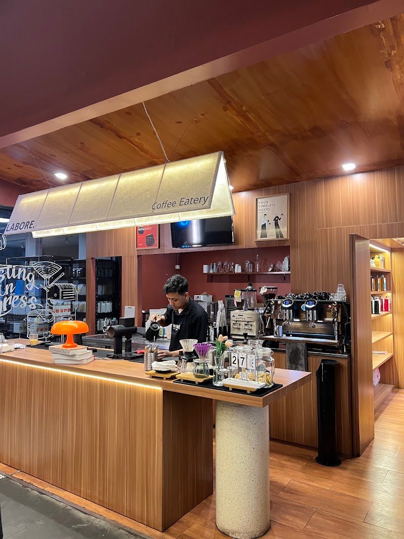 Labore Coffee Eatery (Soekarno Hatta Indah)