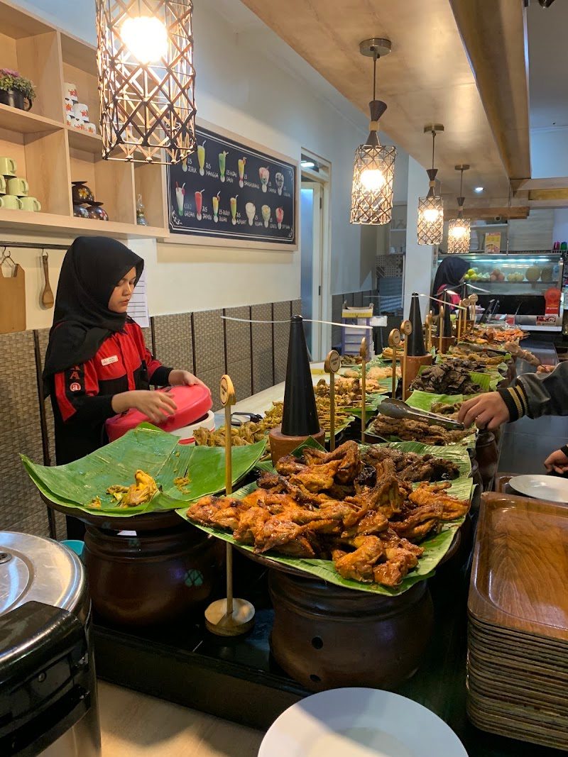 Warung Nasi Ampera Arcamanik Endah