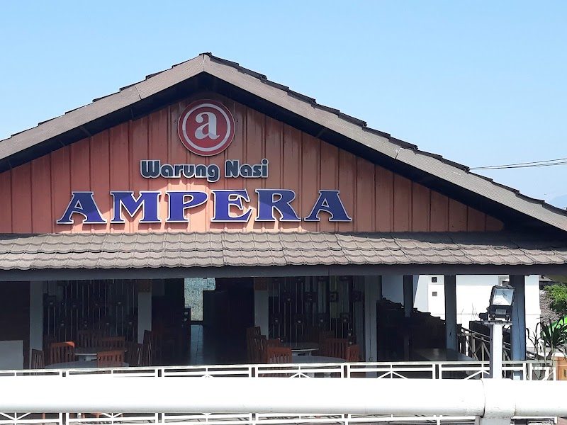 Warung Nasi Ampera Raya Cinunuk