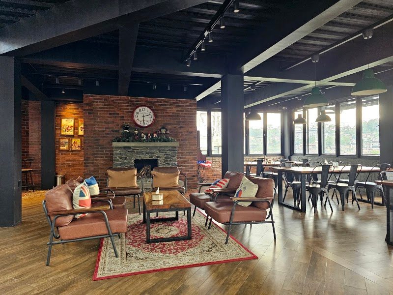 Dago Terrace Coffee & Pizza