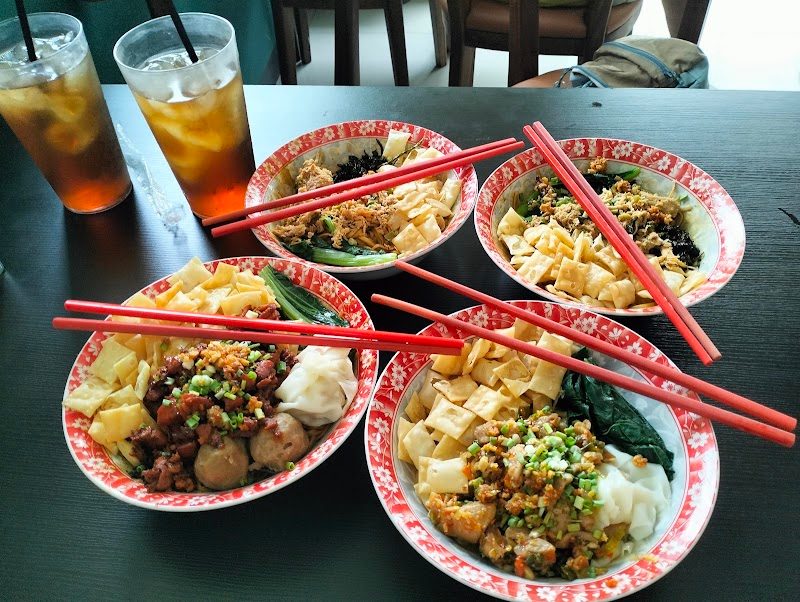 Bakmie Saudagar - Tenggilis