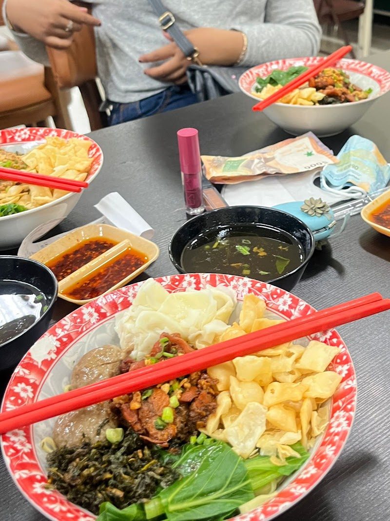 Bakmie Saudagar - Tenggilis