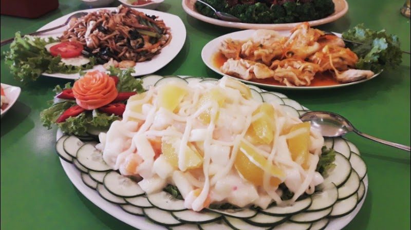 Resto Vegetarian "MIE PANJANG UMUR" Noodles And Dim Sum House
