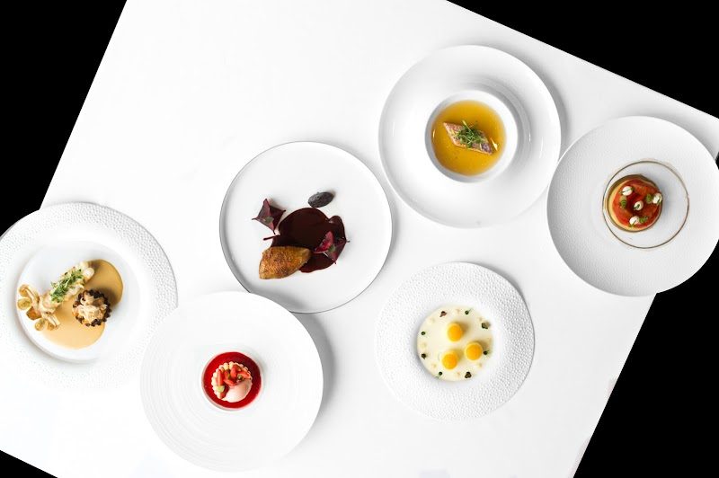 Caprice at Four Seasons Hotel Hong Kong